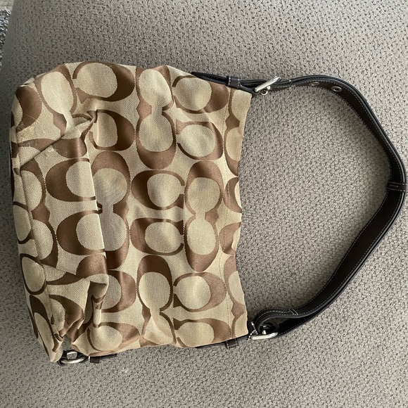 Signature Coach Purse - Picture 3 of 4